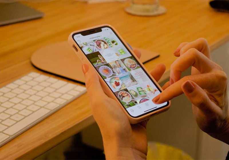 Text and Background Designs for Instagram Stories