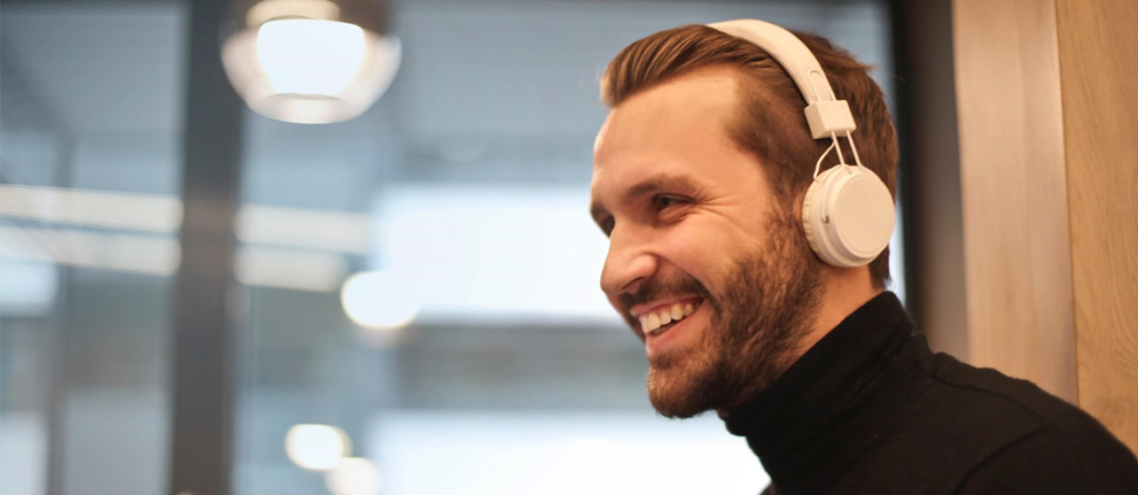 12 Inspirational Podcasts Every Creative Individual Should Listen To